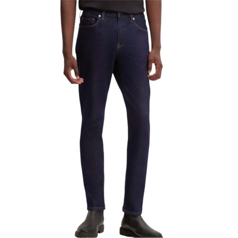 Men’s everlane uniform med blue jeans 33X32 the relaxed straight fit